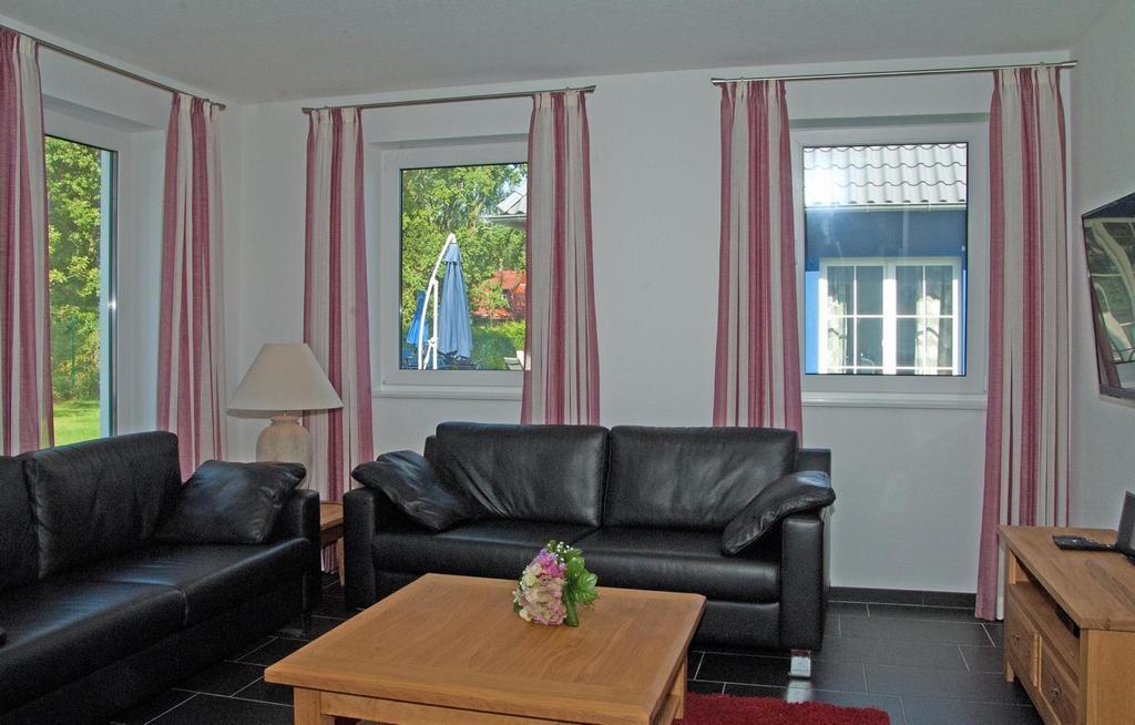 Ferienhaus Emmely Nur Wenige Gehminuten Zum Strand Ruhig Glowe Exteriér fotografie